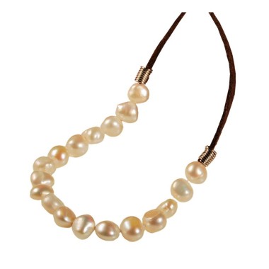 Collar XL cuero natural y perlas redondas