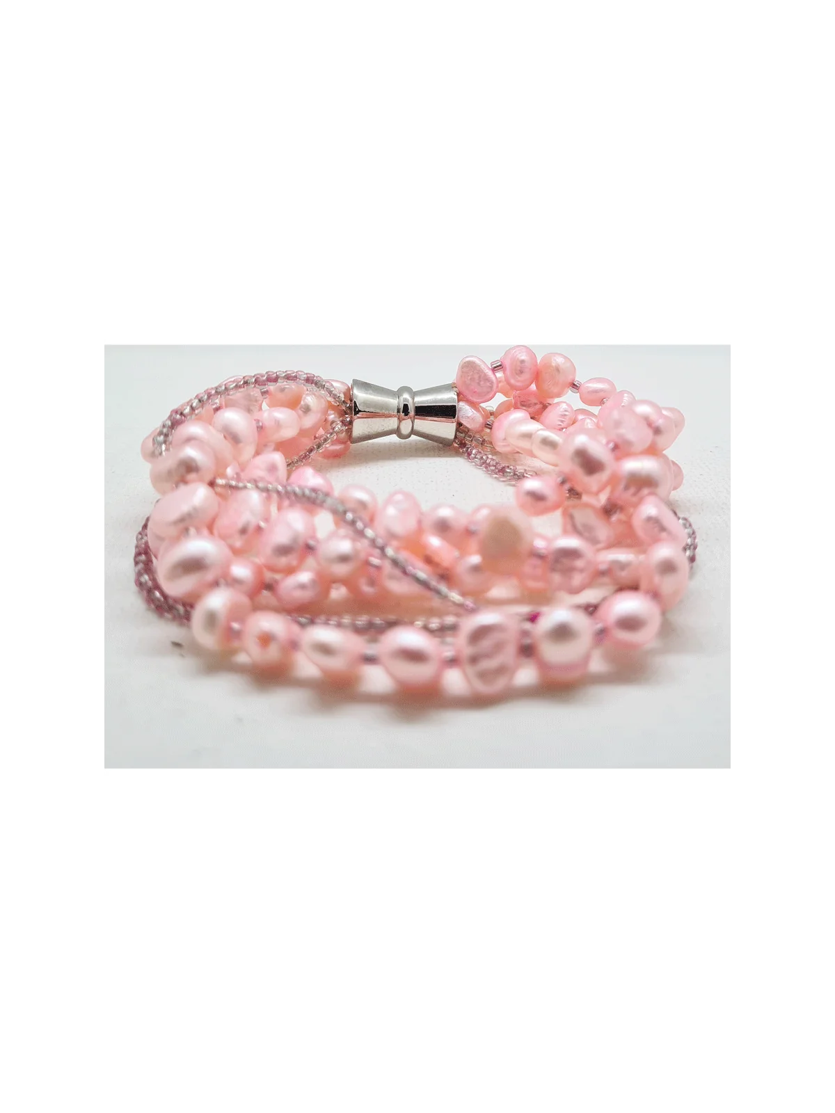 Brazalete multitira perlas rosas