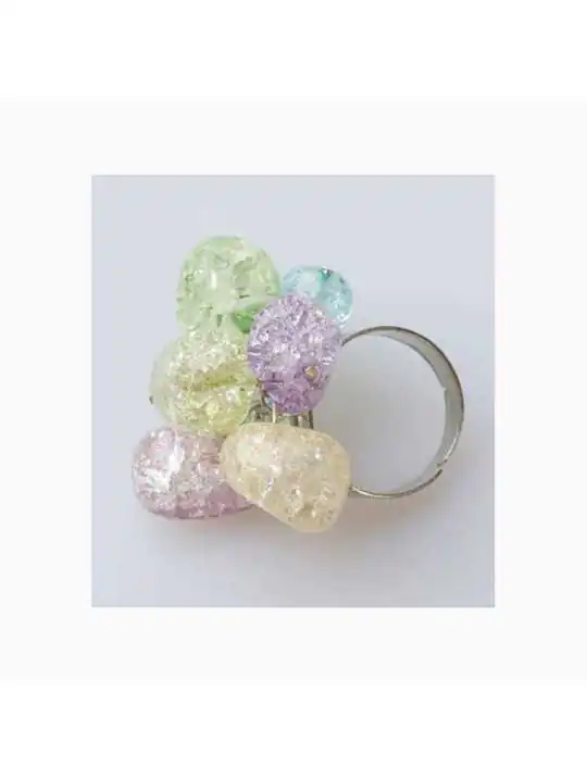 Anillo cascada de cristales pastel