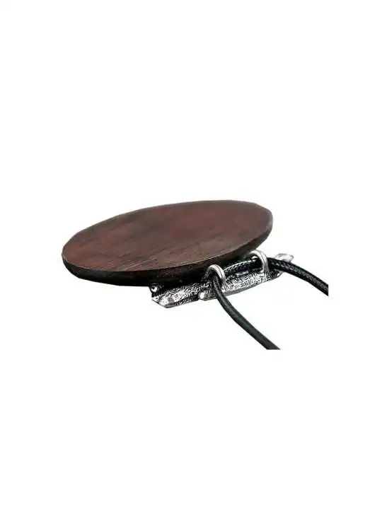 collar madera y cuero
