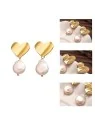 pendientes dorados con corazón y perla