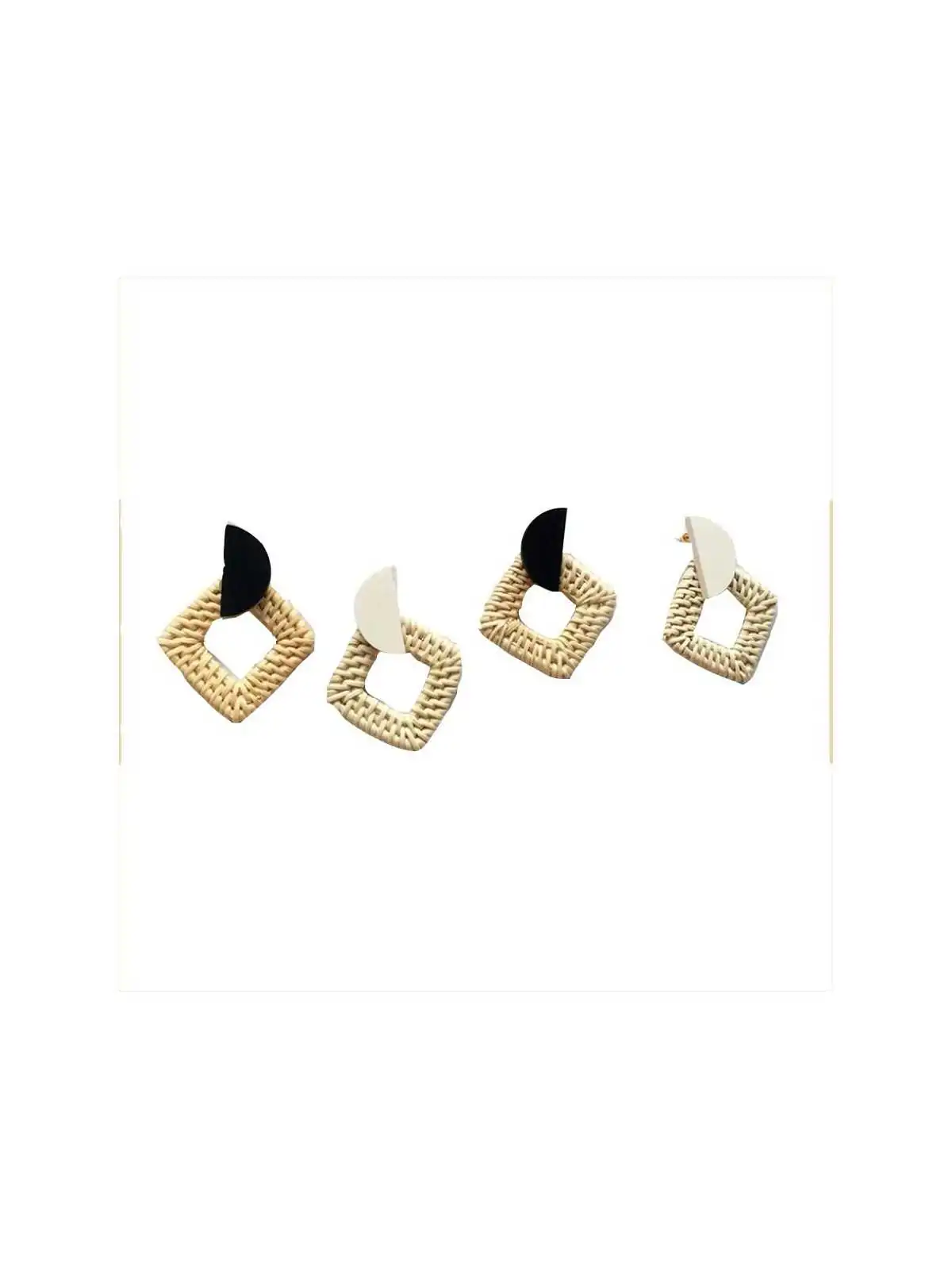 Pendientes de rafia natural