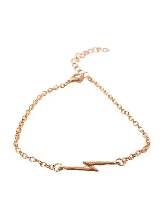 Pulsera dorada con raya