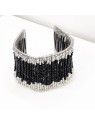 brazalete cuff plateado con chaquiras negras