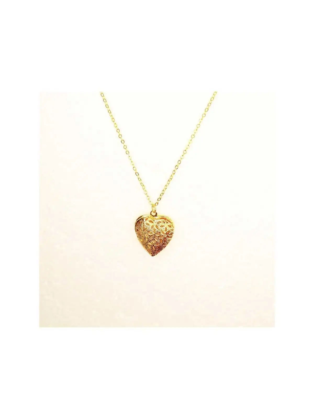 Colgante y cadena corazón dorado 