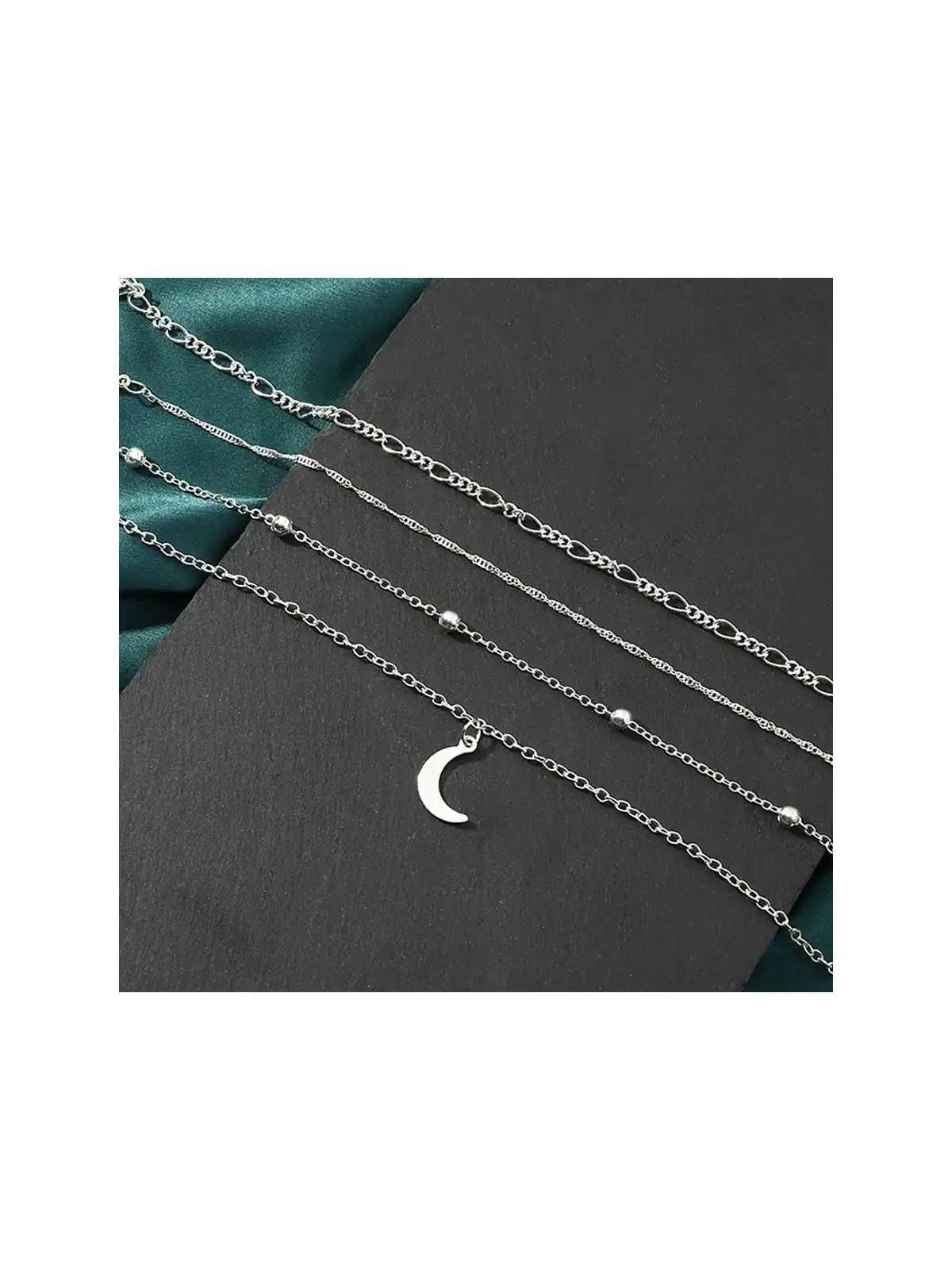 ompra Tobilleras con Cuatro Cadenas Plateadas y Luna - Encanto Nocturno