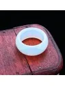 anillo de opalo translucido