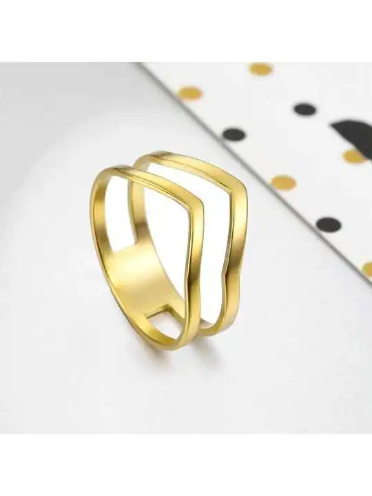 anillo doble triangulo dorado