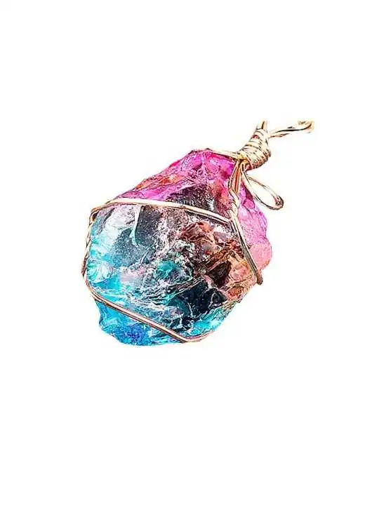 collar con colgante de agata con colores arcoiris