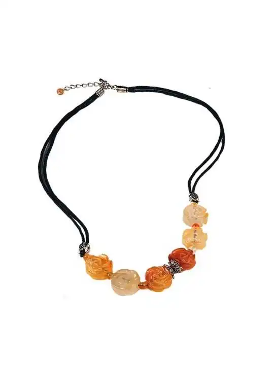 collar con flores de agata natural 