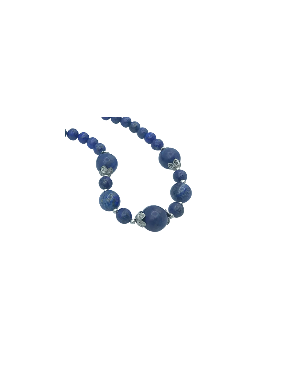 detalle de collar de lapislazuli natural 