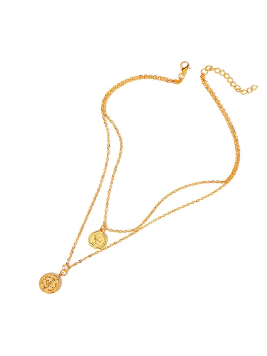 collar dorado doble con medallas