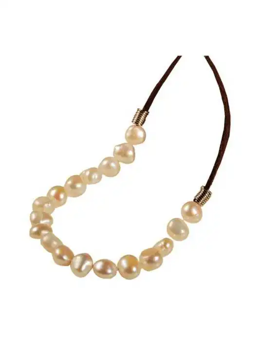 Collar XL cuero natural y perlas redondas