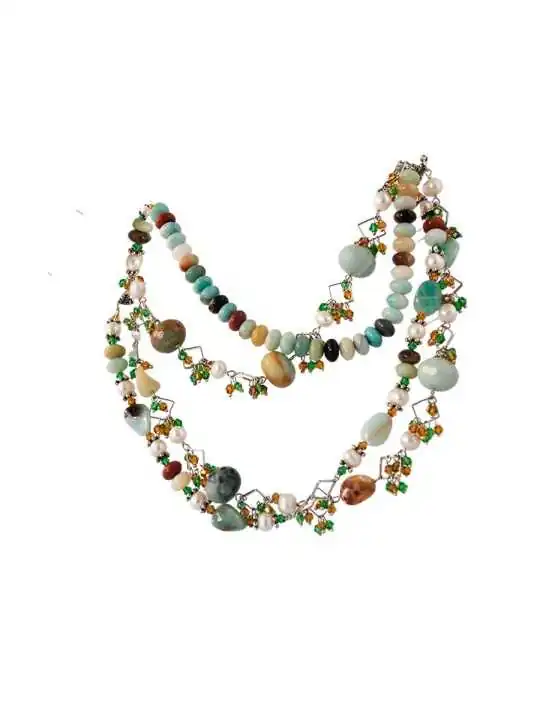 collar de piedras del amazonas