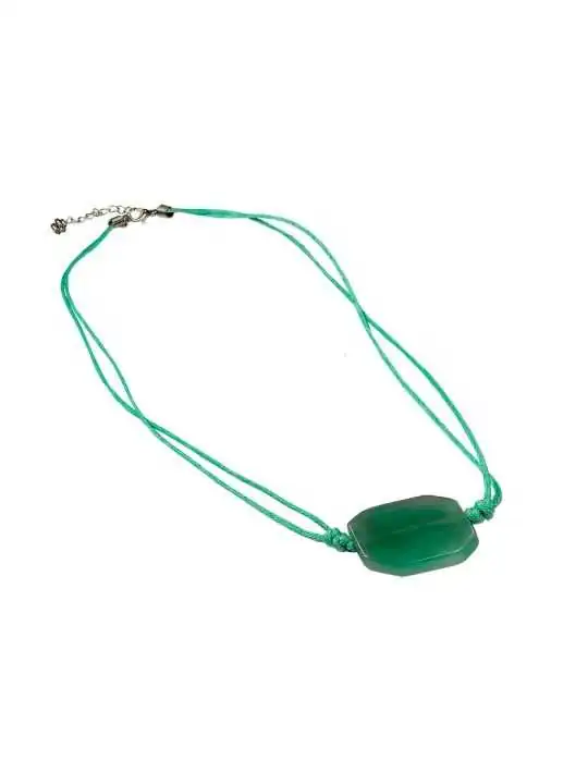 gargantilla con colgante cuarzo verde