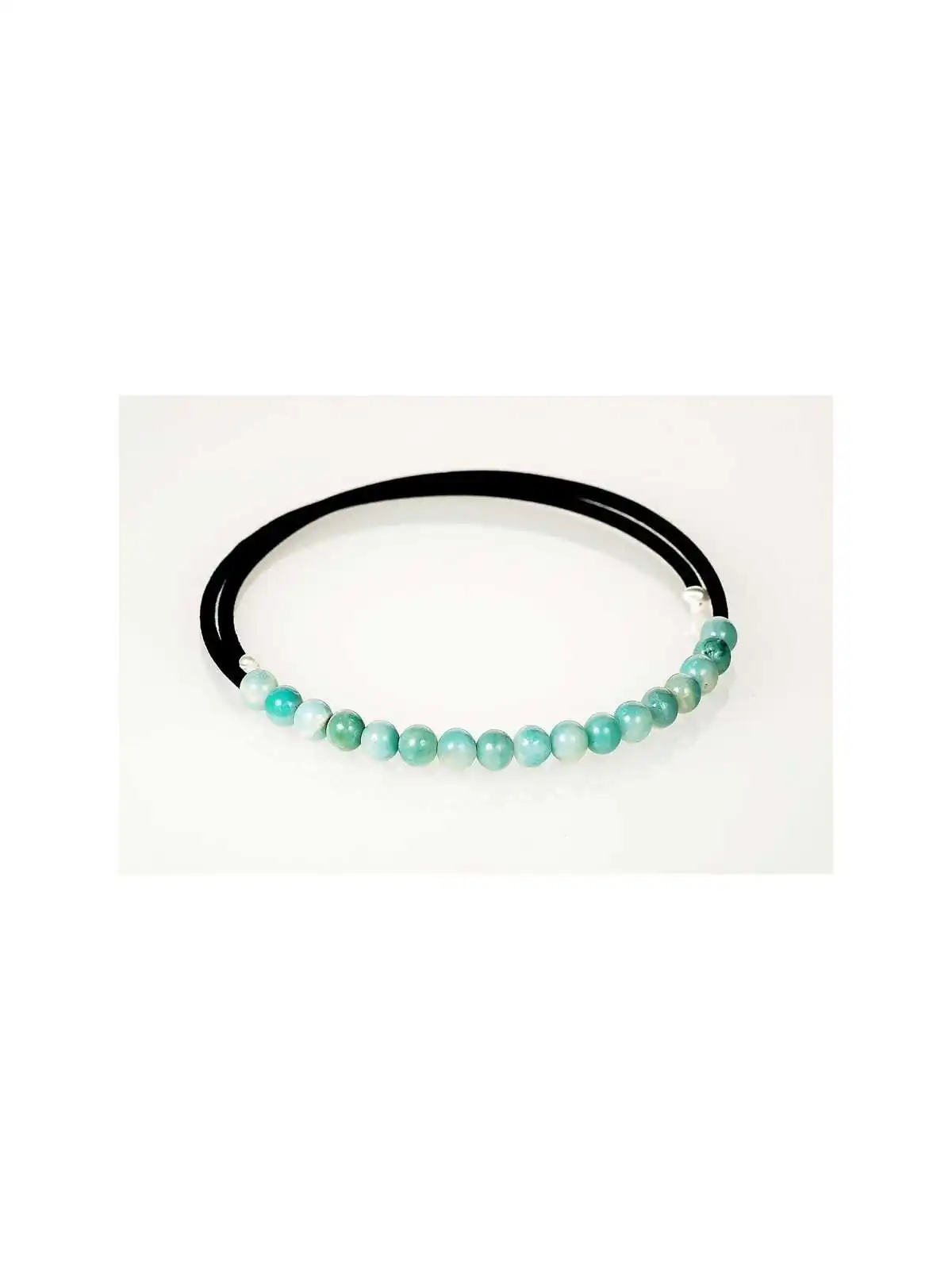 Collar terciopelo negro y aguamarinas
