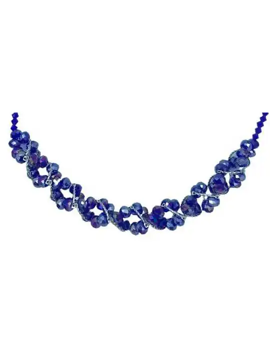 detalle de collar fantasia de cristal amatista