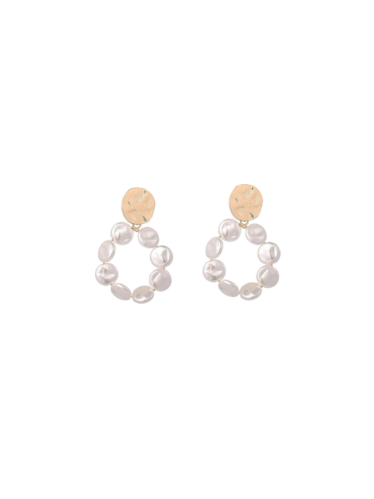 Pendientes dorados y perlas de rio