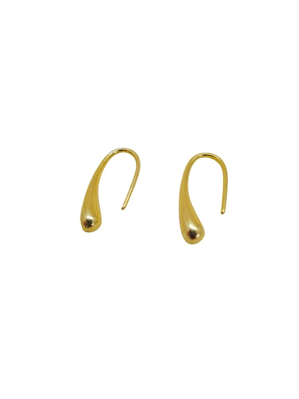 pendientes con forma de gota dorados