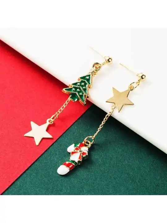 Pendientes superoriginales de la Navidad con estrella
