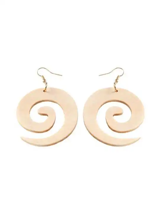 pendientes espiral de madera blanca