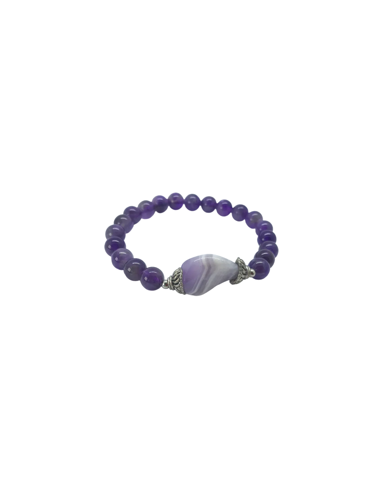 Detalle pulsera de amatistas con pieza central también de amatista