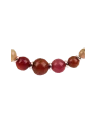 Detalle de pulsera con bolas de jade centrales