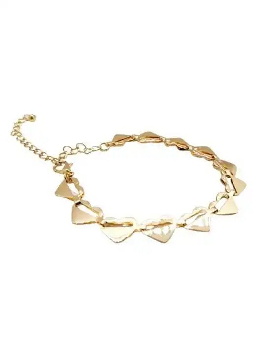preciosa pulsera con eslabones de corazones dorados