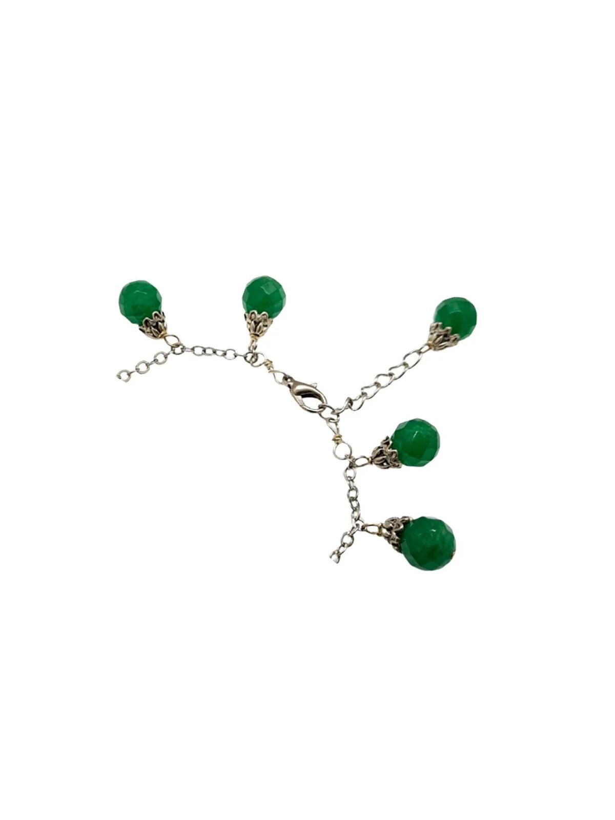 detalle de pulsera con gotas verdes de aventurinas 