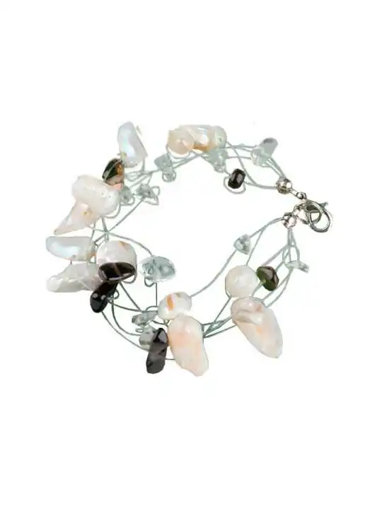 pulsera montada al aire con cuarzo rutidado y perlitas