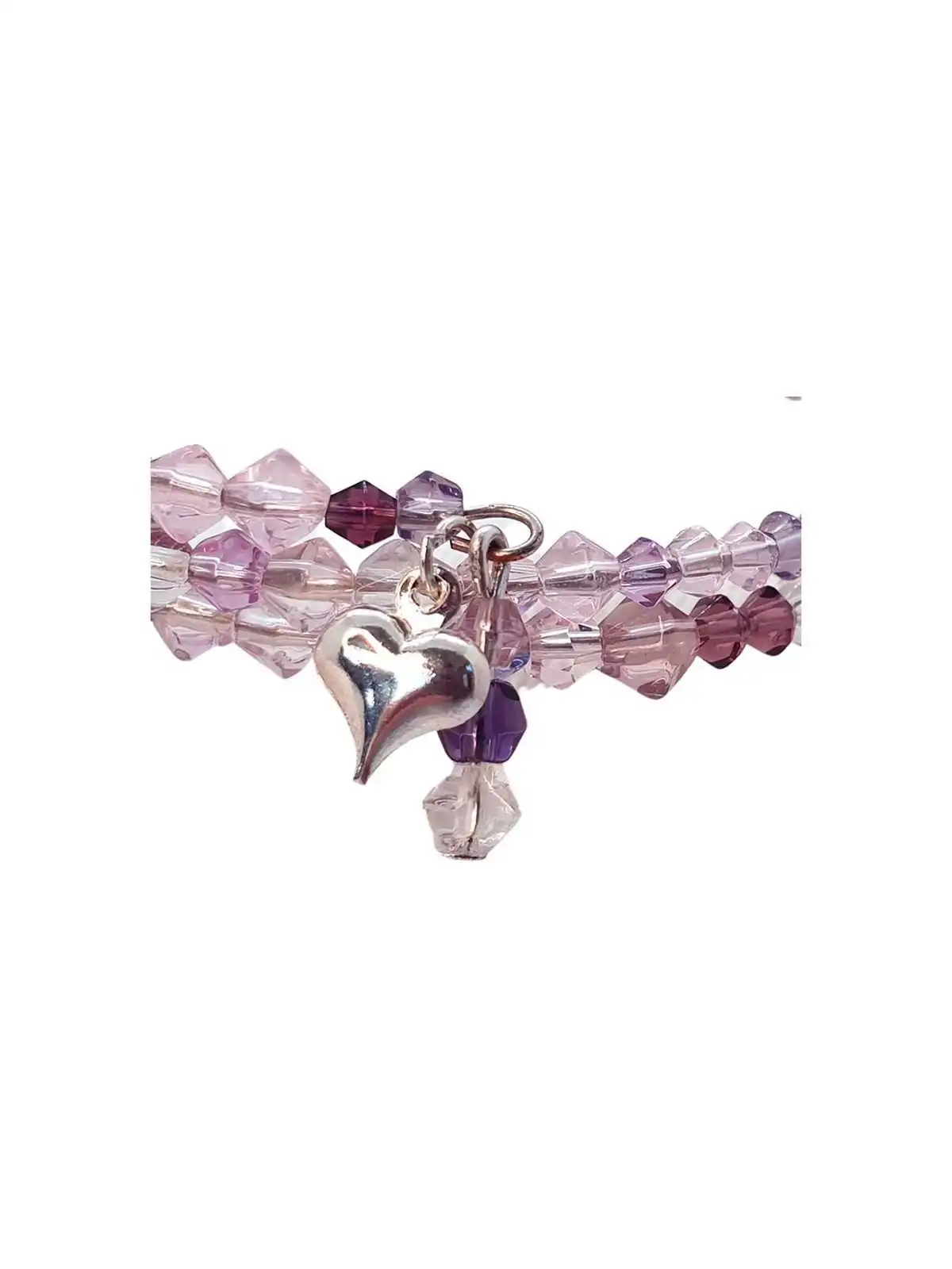 detalle de brazalete sinfin de cristales violetas 