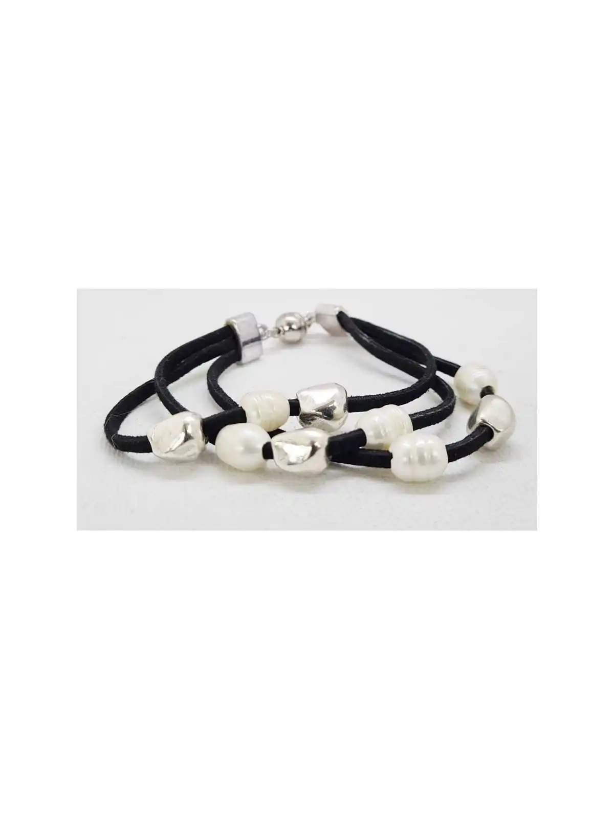 Pulsera de cuero con perlas de reio