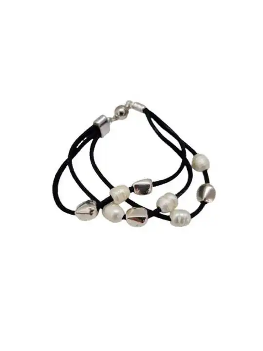 Pulsera multitira de cuero con piedras de rio