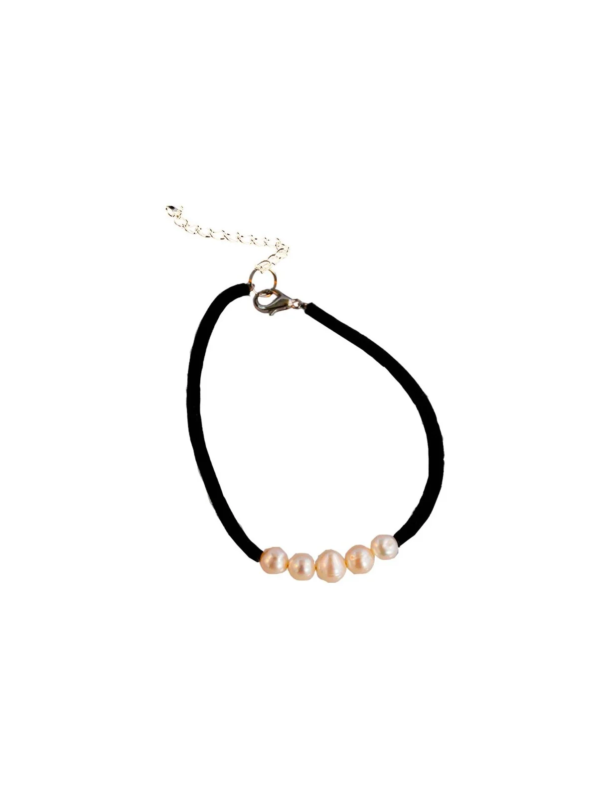 Detalle de pulsera de terciopelo con perlas de rio naturales 