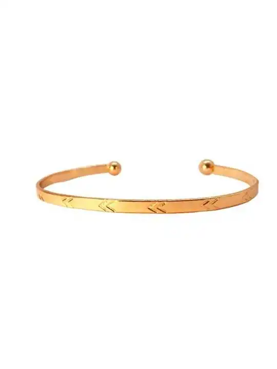 pulsera dorada rigida