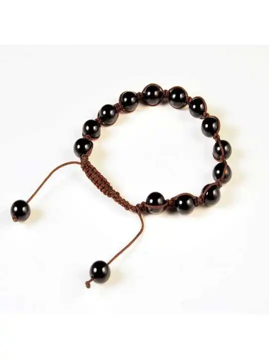Brazalete anudado de agatas negras