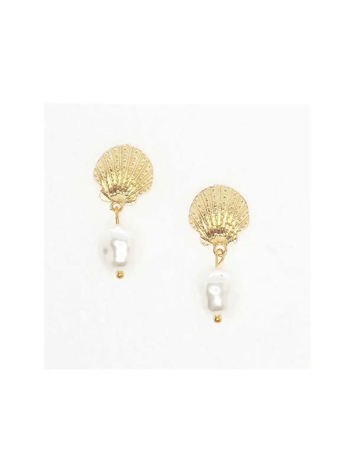 Pendientes concha dorada y perla