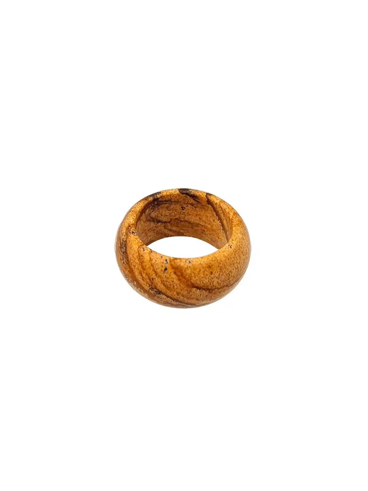 anillo madera petrificada
