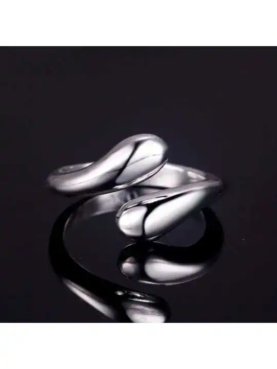 anillo plateado gota de agua