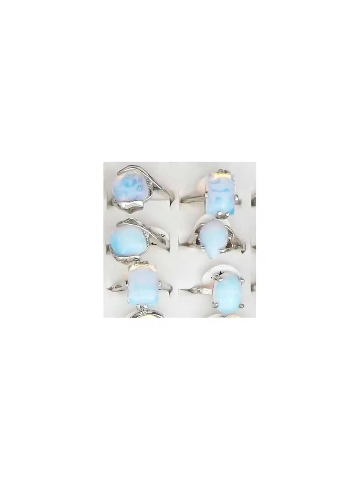 anillos de opalo translucido