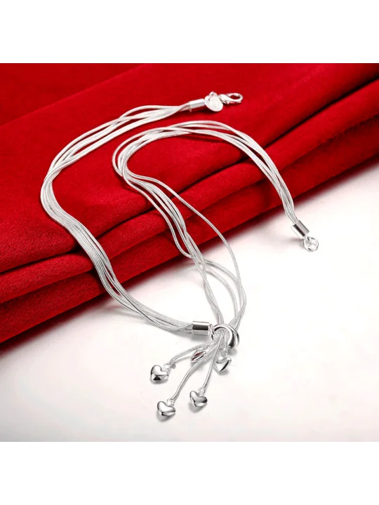Collar cinco corazones