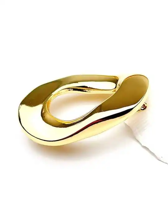 Broche metálico hebilla dorada