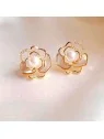 pendientes filigrana dorada con camelia