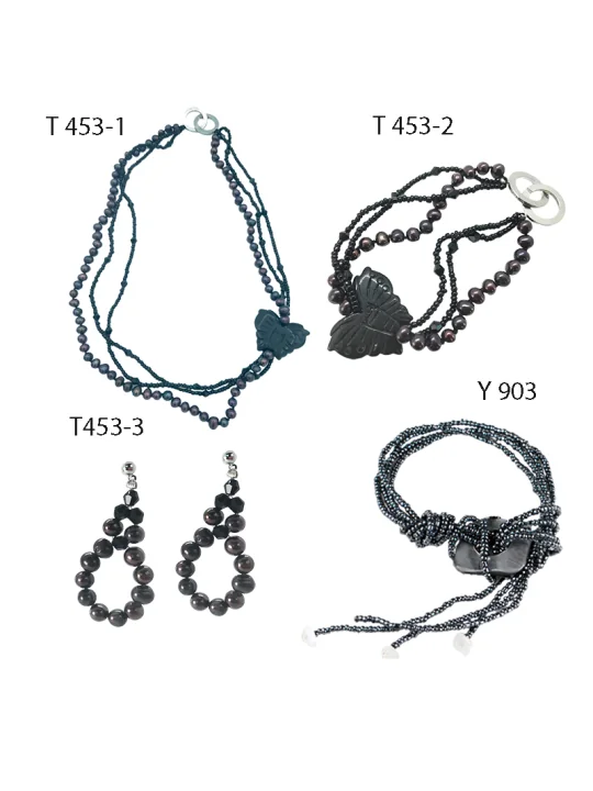 Conjunto de cuatro preciosas piezas de perlas grises y nácar