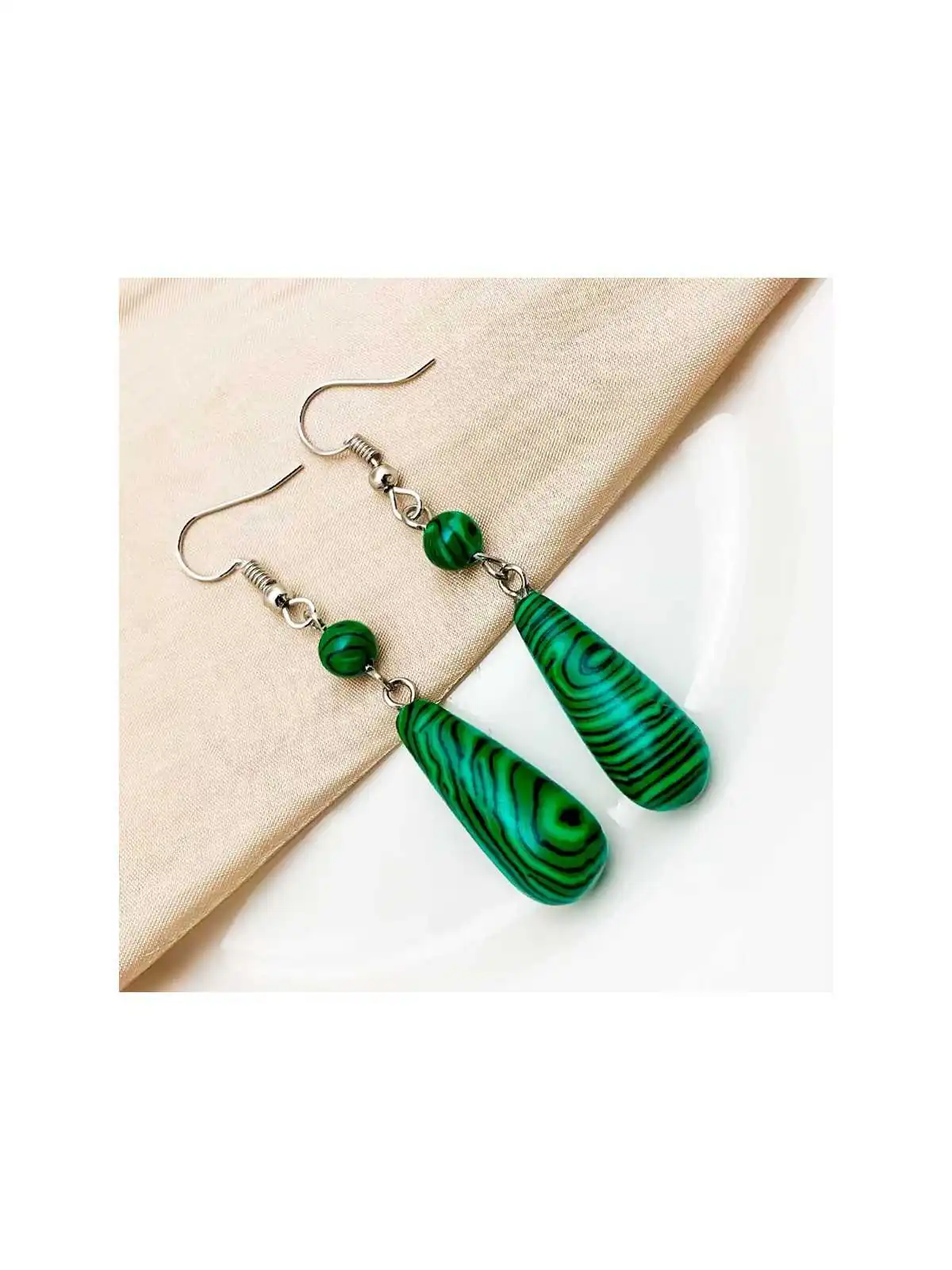 pendientes gota de malaquita