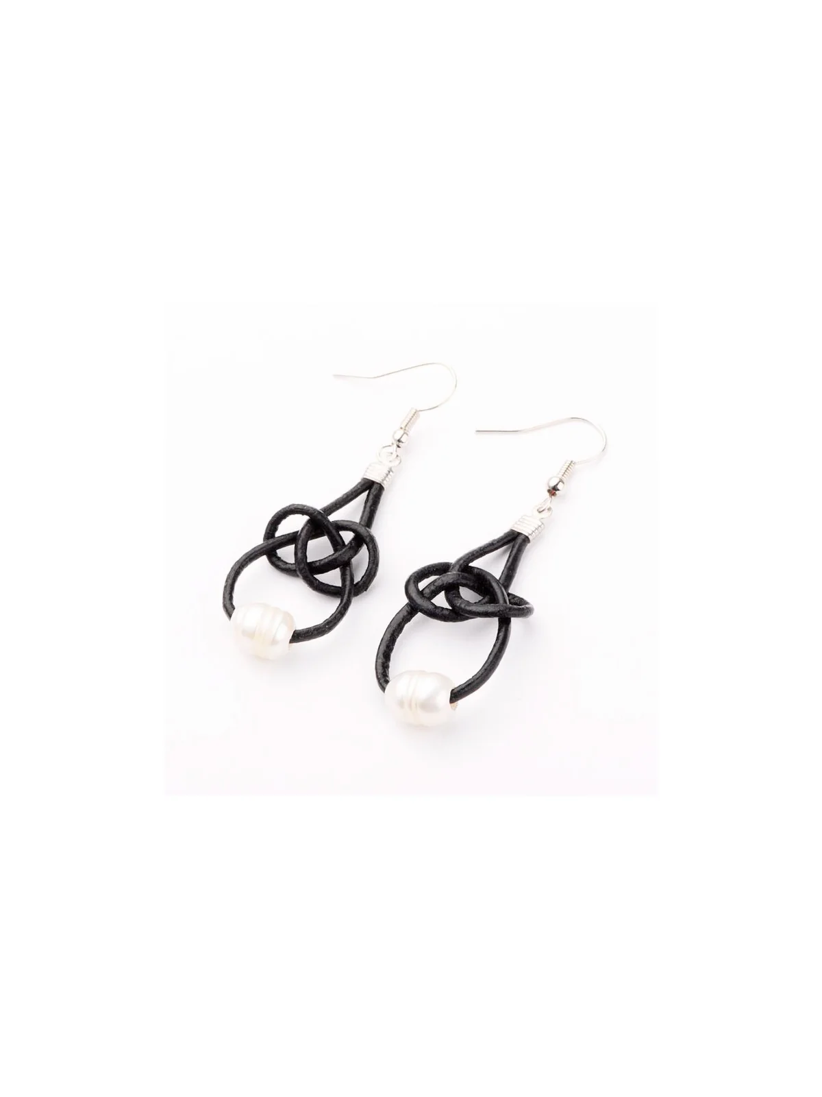 Pendientes de Cuero y Perla de Río