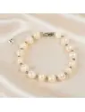 pulsera de perlas blancas nacaradas