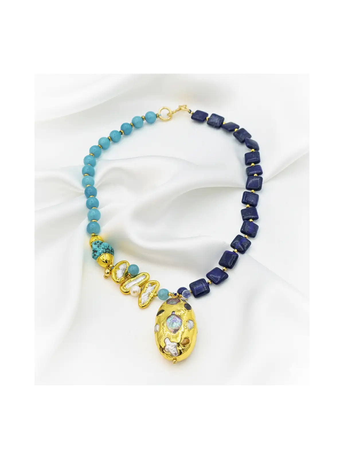 magnifico collar de turquesas y lapislazuli naturales con colgante central magnifico collar de turquesas y lapislazuli naturales con colgante central