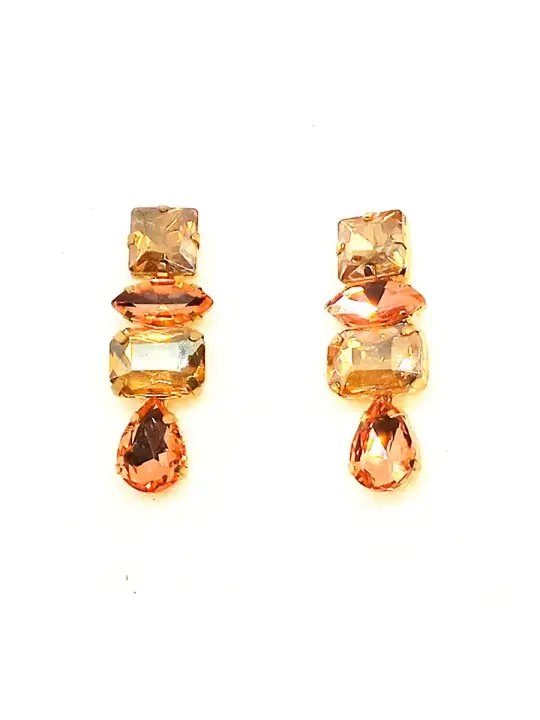 detalle de los Pendientes XL cristal austríaco tonos champan y melocotón