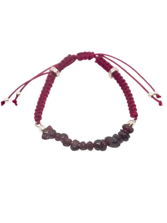 pulsera macramé del signo aries con piedras de granate naturales pulsera macramé del signo aries con piedras de granate naturales